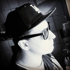xVeNoX