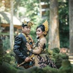 Estha Adi