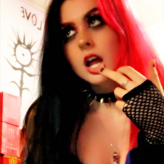 Chelsea Tippins 🖤