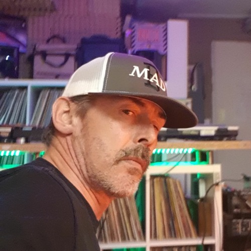 DJ Mad B’s avatar