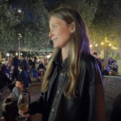 thea g / thea gryttenholm