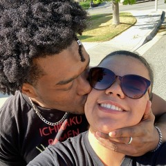 kennylovesivy