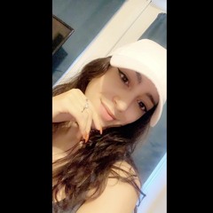 <3