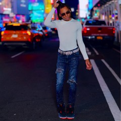 Vonny M