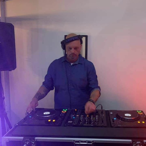 01 LET THERE BE HOUSE.wav