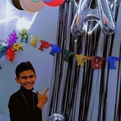 ادهم الكاشف