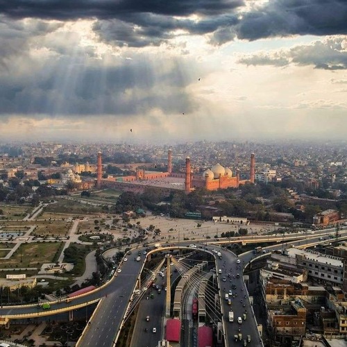 Kaisy Mujhay Tum Mil Gai (SLOWED&REVERB)