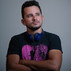DJ Júnior Mixando Na Batida