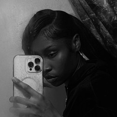 𝑰𝒗𝒐𝒓𝒚🤩