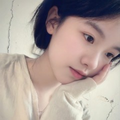 민아