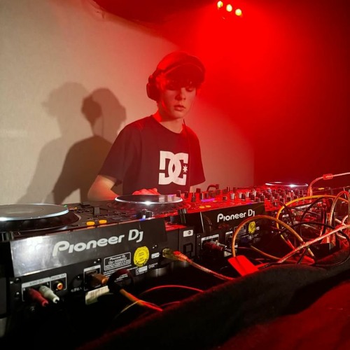 DJ D-Fader’s avatar