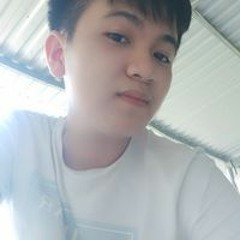 Tân
