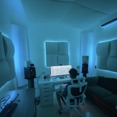 DJ - LỎ