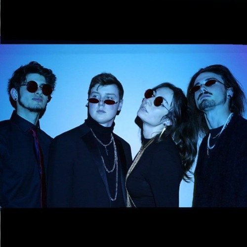 Stream Hearts in the Machine music | Listen to songs, albums, playlists ...
