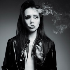 MARIANA BO (Official)