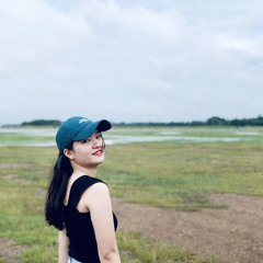 Quỳnh giặt đồ