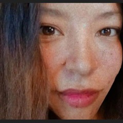 Crystal🖤❤️🙃😌