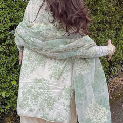 Ayesha Khan