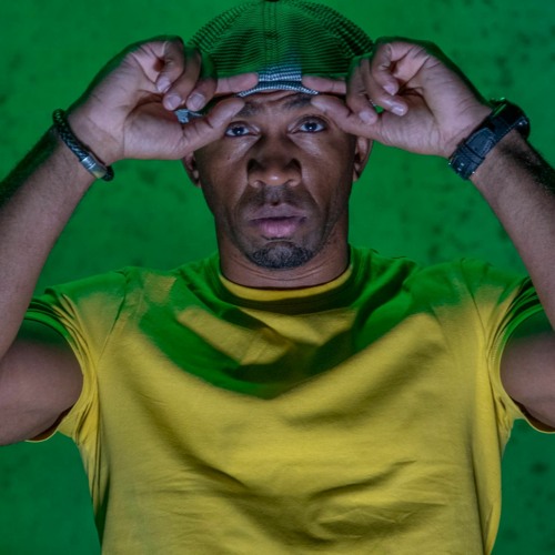 Stream SANDY MARTIN OFFICIAL music | Listen to songs, albums, playlists