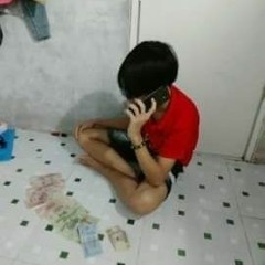 nst là 1 thằng con trai hay đi bay lắc _ bé kiệt mix