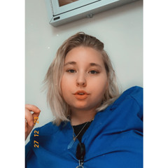 Melaina_Lynn