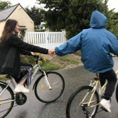 عاشق الموسيقى 🌻🖤