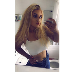 ChloeCoatesxo