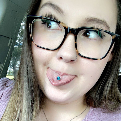 Stream Skyler Nicole music Listen to songs, albums, playlists for