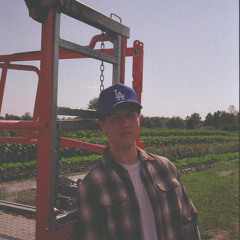 Riley Pacholski