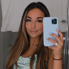 Alessandra_Rene