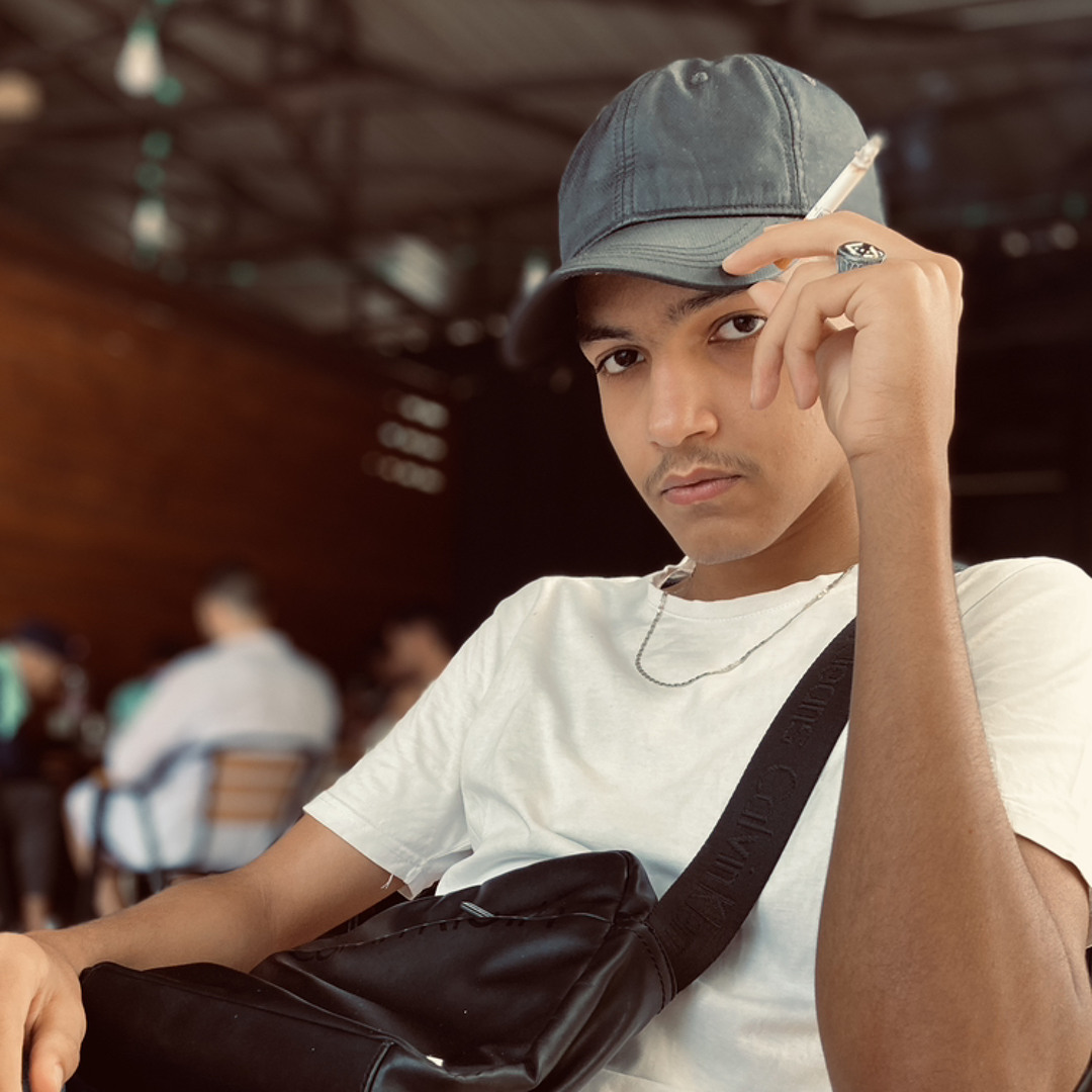 Stream Young Z music | Listen to songs, albums, playlists for free