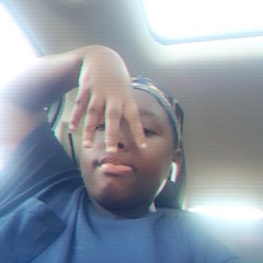 Khalil smxxth wit it 👽🖤