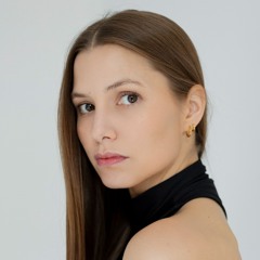 Alicia Hahn