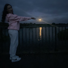 simona <3