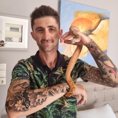 Adrian myteberi