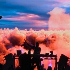 Rich in techno