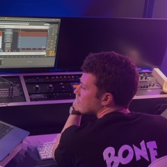 bone (Brennan Niehoff)