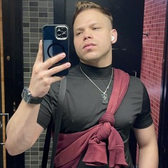 DANIEL SANTIAGO