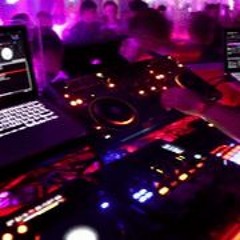 DJ KerryQQ
