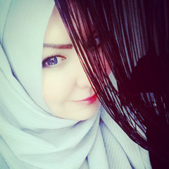 Camilla User 737113313