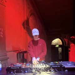 dj HANØTEC