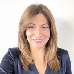 Nesreen Makram  نسرين مكرم