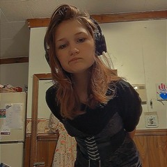 Avery_Artz0