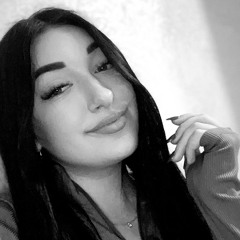 Karina🖤