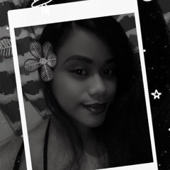 🦋 ķịmmïë 🦋