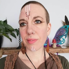 Stacey - Dreads 'n' Threads