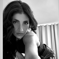 Gianina_L A Z A R