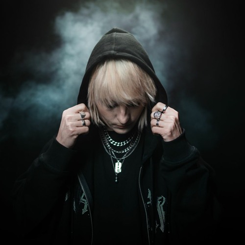 Mila Dietrich’s avatar