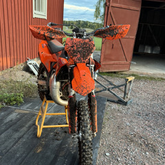 Grabben som gillar stora tuttar