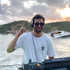 D.N.Groove